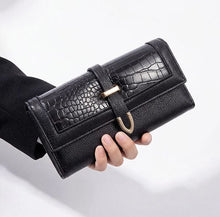 Load image into Gallery viewer, YB New On Sale High End Oil Wax Leather Long Wallets Women Crocodile Pattern Buckle Ladies Wallet