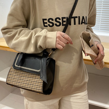 Load image into Gallery viewer, YB NEW ARRIVAL Korean Cute Style Fashion Ladies Sling Bag On Sale (XH18)

