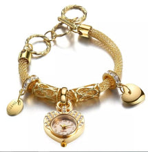 Load image into Gallery viewer, YB New Gold Heart Chain Fashion Women Watch On Sale
