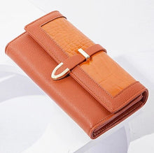Load image into Gallery viewer, YB New On Sale High End Oil Wax Leather Long Wallets Women Crocodile Pattern Buckle Ladies Wallet
