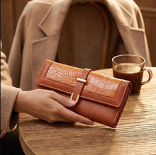 Load image into Gallery viewer, YB New On Sale High End Oil Wax Leather Long Wallets Women Crocodile Pattern Buckle Ladies Wallet
