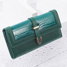 Load image into Gallery viewer, YB New On Sale High End Oil Wax Leather Long Wallets Women Crocodile Pattern Buckle Ladies Wallet
