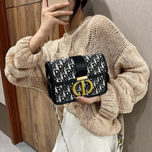 Load image into Gallery viewer, YB New Design High Quality Fashion Bag On Sale with Box Sling Bag_04
